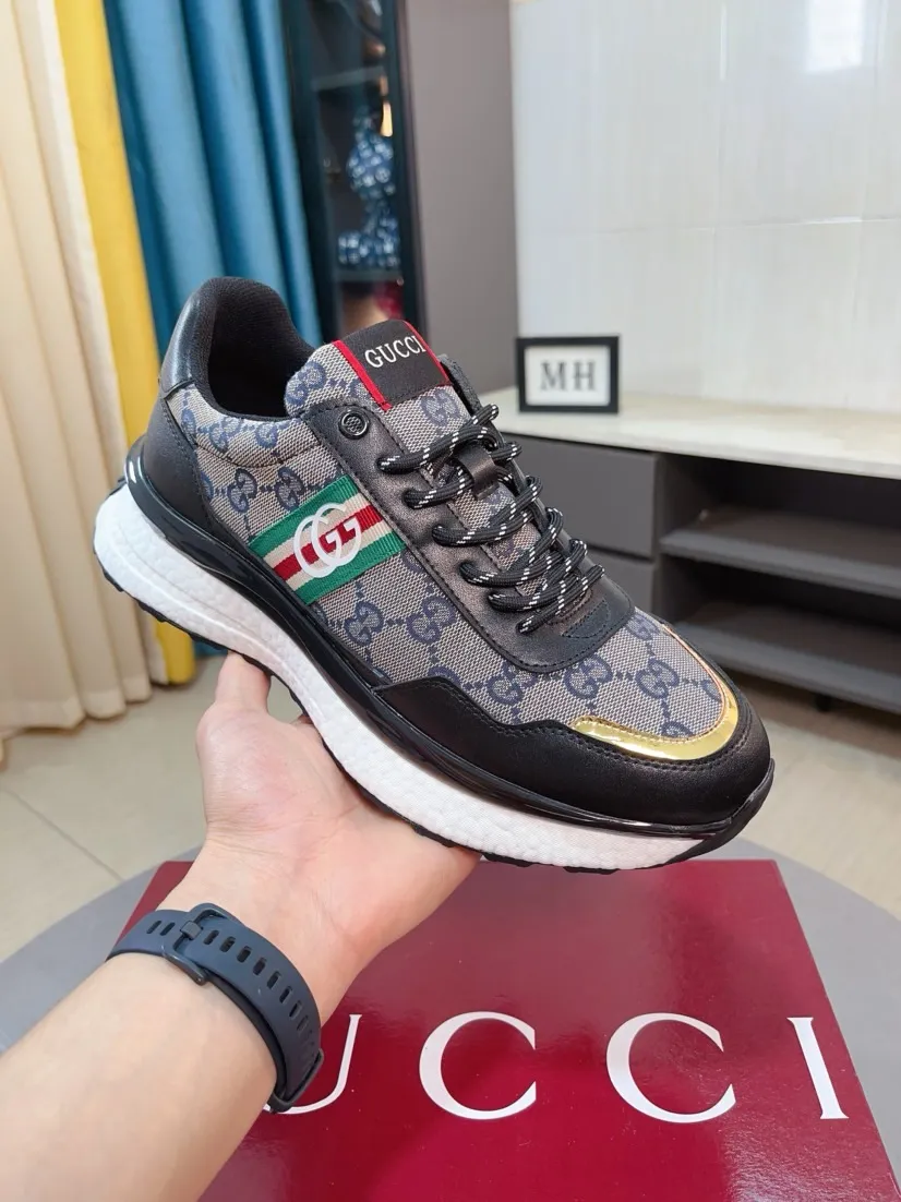 Men's shoes 💰458🌹🌹GUCCI [Gucci] New high-end brand of men's shoes, the latest fashionable casual men's shoes, trendy and versatile, relaxed and sporty style, uppers imported from Italy, first-layer cowhide, genuine leather lining, and ultra-fine workmanship. Original personalized fashionable rubber wear-resistant outsole, light and comfortable on the foot, size 38-44